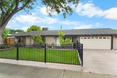 2305 Edinburgh Dr, Elverta, CA 95626