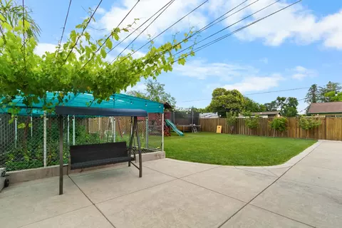 Exterior - 2305 Edinburgh Dr, Elverta, CA 95626 photo 4 of 7