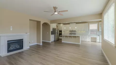 Living - 4212 Gabriel Way, Modesto, CA 95356 photo 5 of 8