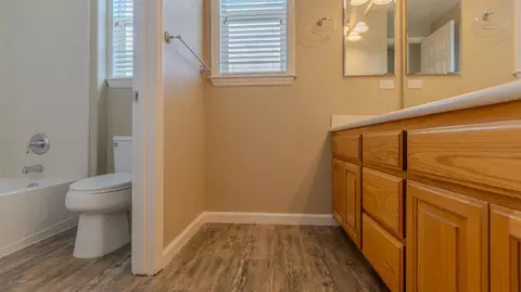 Bath - 4212 Gabriel Way, Modesto, CA 95356 photo 7 of 8