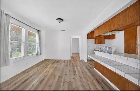 Living - 2709 Walnut Ave, Carmichael, CA 95608 photo 4 of 13