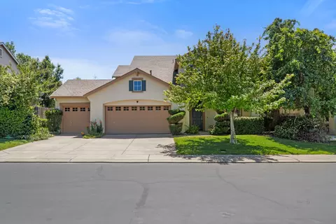 13316 Rivercrest Dr, Waterford, CA 95386