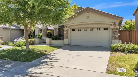 1992 Horseshoe Glen Cir, Folsom, CA 95630