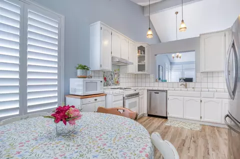 Kitchen - 1104 Valencia, Modesto, CA 95350 photo 4 of 5