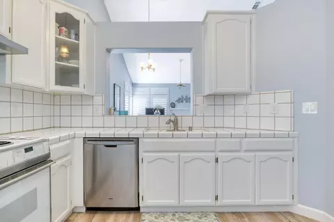 Kitchen - 1104 Valencia, Modesto, CA 95350 photo 3 of 5