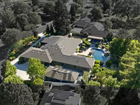 View/Area - 44194 Lakeview Dr, El Macero, CA 95618 photo 7 of 7