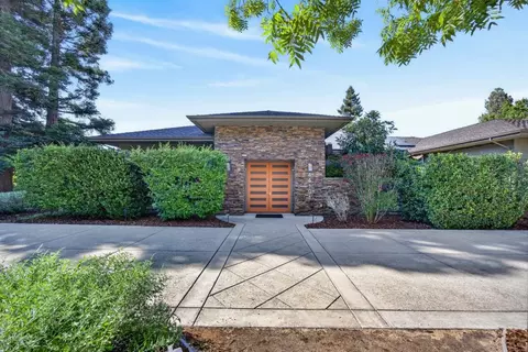 44194 Lakeview Dr, El Macero, CA 95618