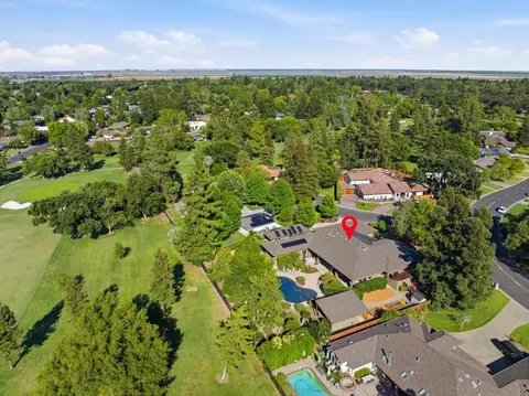 View/Area - 44194 Lakeview Dr, El Macero, CA 95618 photo 6 of 7