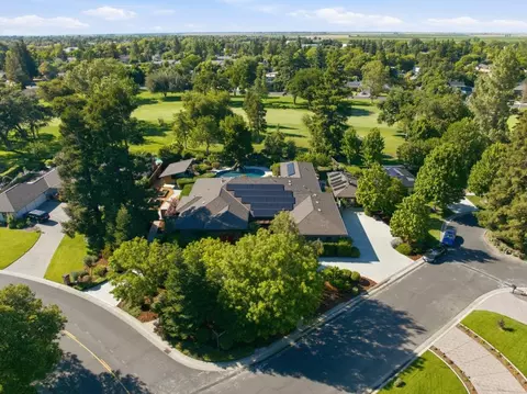 View/Area - 44194 Lakeview Dr, El Macero, CA 95618 photo 1 of 7