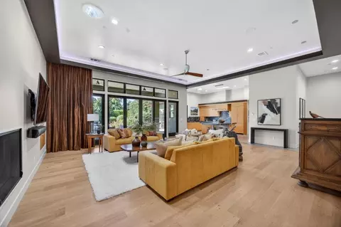 Living - 44194 Lakeview Dr, El Macero, CA 95618 photo 1 of 5