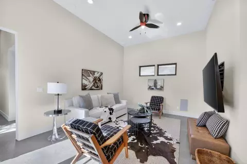 Living - 44194 Lakeview Dr, El Macero, CA 95618 photo 5 of 5