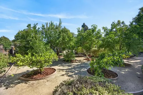 Exterior - 44194 Lakeview Dr, El Macero, CA 95618 photo 17 of 20