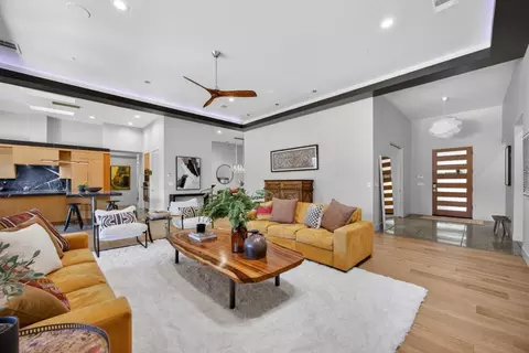 Living - 44194 Lakeview Dr, El Macero, CA 95618 photo 3 of 5