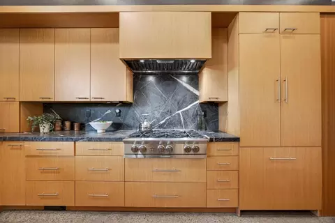 Kitchen - 44194 Lakeview Dr, El Macero, CA 95618 photo 5 of 5