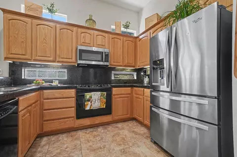 Kitchen - 171 Quail Meadow Ct, Copperopolis, CA 95228 photo 2 of 6