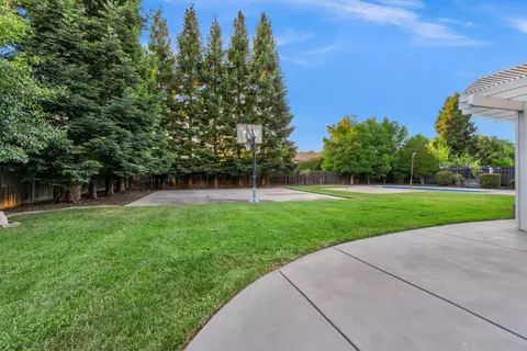 Exterior - 4272 Arnold Way, Mather, CA 95655 photo 8 of 10
