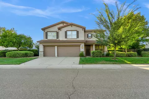 Exterior - 4272 Arnold Way, Mather, CA 95655 photo 3 of 10