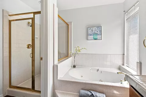 Bath - 1850 Tahoe Cir, Tracy, CA 95376 photo 4 of 4