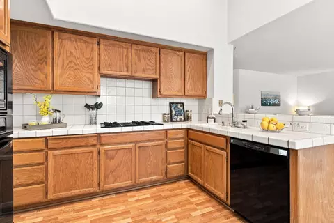 Kitchen - 1850 Tahoe Cir, Tracy, CA 95376 photo 3 of 6