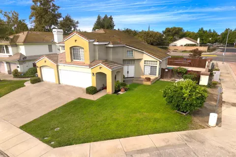 View/Area - 1850 Tahoe Cir, Tracy, CA 95376 photo 2 of 10