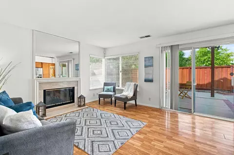 Living - 1850 Tahoe Cir, Tracy, CA 95376 photo 3 of 3