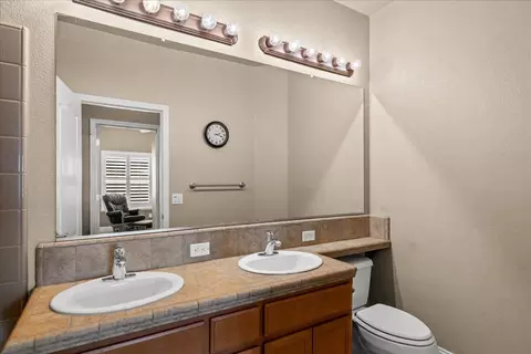 1672 Moonbeam Way, Turlock, CA 95382 photo 42
