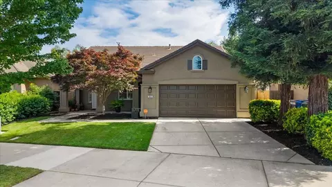 1672 Moonbeam Way, Turlock, CA 95382 photo 4