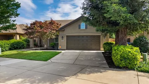 1672 Moonbeam Way, Turlock, CA 95382 photo 2