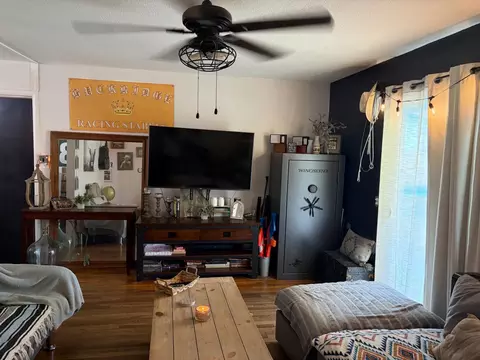 Living - 921 E St, Oakdale, CA 95361 photo 1 of 2