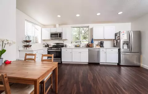 Kitchen - 3838 Circle Dr, Loomis, CA 95650 photo 1 of 7