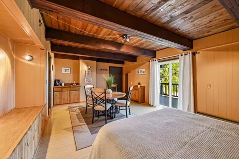 Bedroom - 19235 Bumpy Rd, Grass Valley, CA 95949 photo 3 of 3