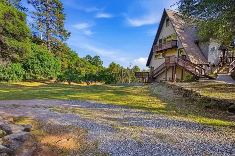 Exterior - 19235 Bumpy Rd, Grass Valley, CA 95949 photo 9 of 24