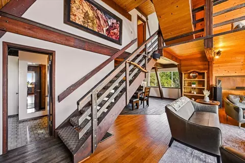 Entry Way - 19235 Bumpy Rd, Grass Valley, CA 95949 photo 1 of 5