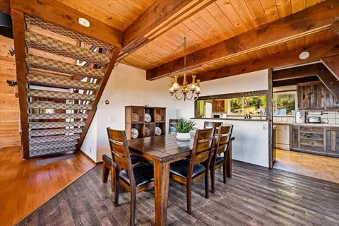 Dining - 19235 Bumpy Rd, Grass Valley, CA 95949 photo 1 of 2