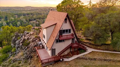 Exterior - 19235 Bumpy Rd, Grass Valley, CA 95949 photo 6 of 24