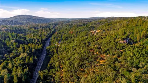 View/Area - 19235 Bumpy Rd, Grass Valley, CA 95949 photo 2 of 3