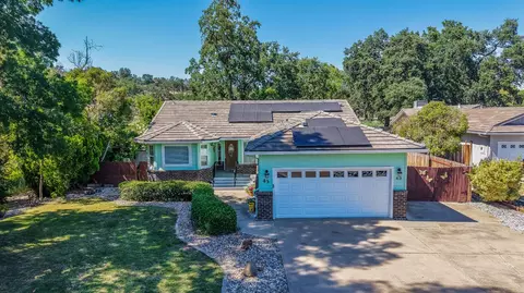 43 Saint Andrews Rd, Valley Springs, CA 95252