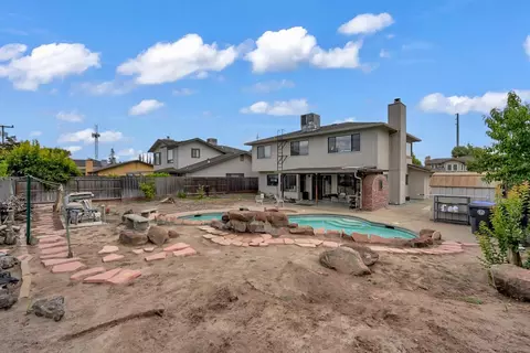 Exterior - 1235 Daniels St, Manteca, CA 95337 photo 4 of 4