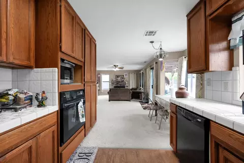 Entry Way - 1235 Daniels St, Manteca, CA 95337 photo 1 of 3