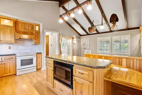 Kitchen - 6300 Longview Dr, Placerville, CA 95667 photo 3 of 5