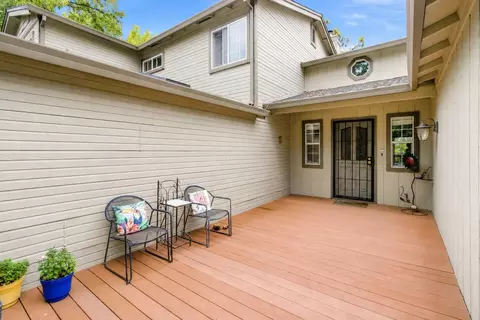 1105 Rough Rider Ct #11, Auburn, CA 95603