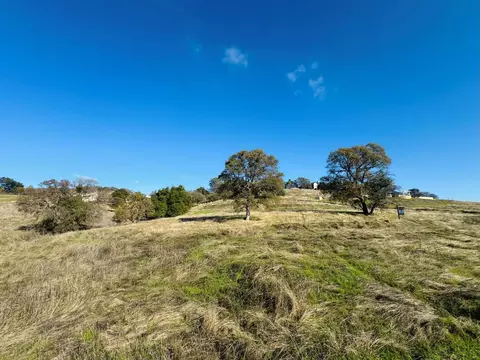 3669 Little John Rd, Copperopolis, CA 95228