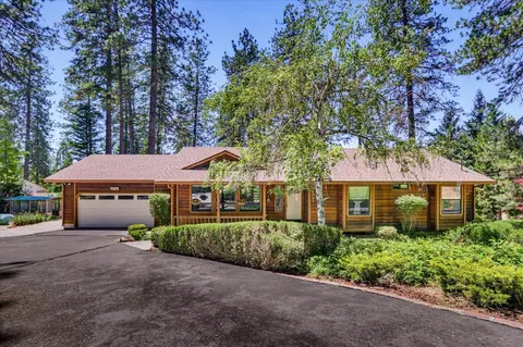 13022 Saint Gregory Pl, Grass Valley, CA 95949