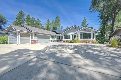 23690 Woodhaven Pl, Auburn, CA 95602