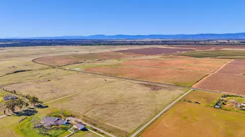 24525 Rowland Ln, Corning, CA 96021 photo 8