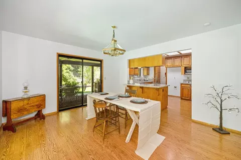 Dining - 34347 E Towle Rd, Alta, CA 95701 photo 3 of 8