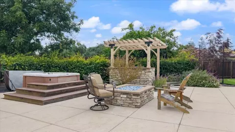 Exterior - 8720 W Fairoaks Rd, Tracy, CA 95304 photo 10 of 21