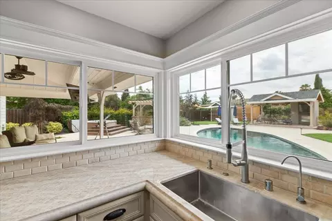 Kitchen - 8720 W Fairoaks Rd, Tracy, CA 95304 photo 5 of 7
