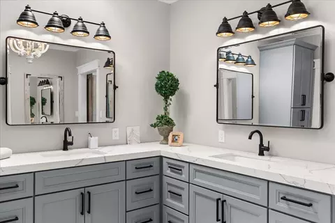 Bath - 8720 W Fairoaks Rd, Tracy, CA 95304 photo 6 of 7