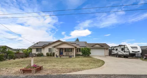 2915 Coyote Ct, Ione, CA 95640